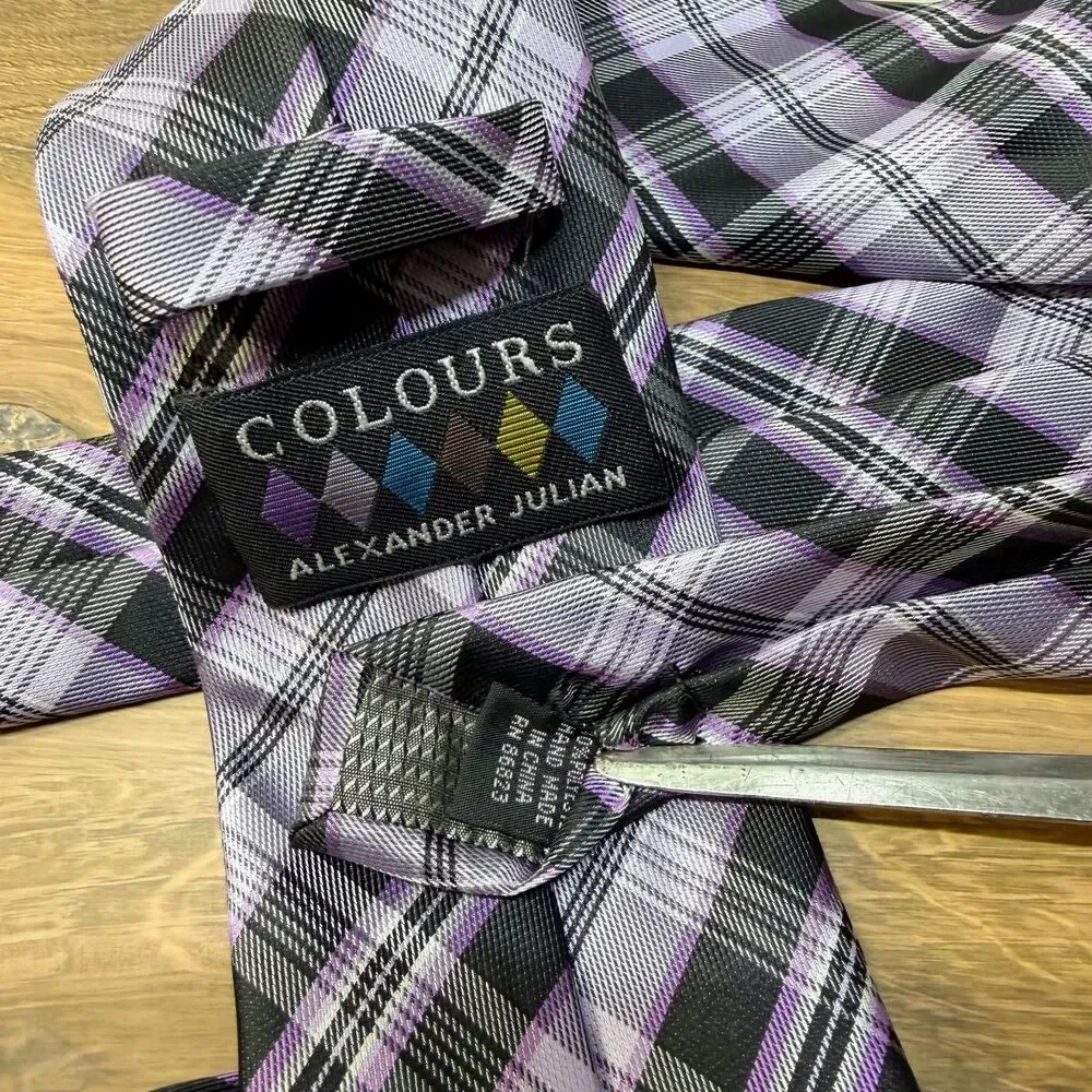 Vintage Colours by Alexander Julian Tie Purple Black Plaid
